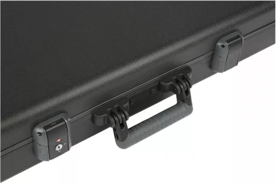 Fender DELUXE MOLDED BASS CASE BLACK