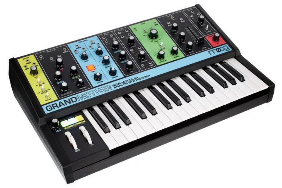 Moog GRANDMOTHER