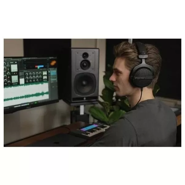 Beyerdynamic DT 990 PRO LE 80 ohms