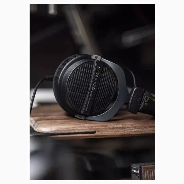 Beyerdynamic DT 990 PRO LE 80 ohms