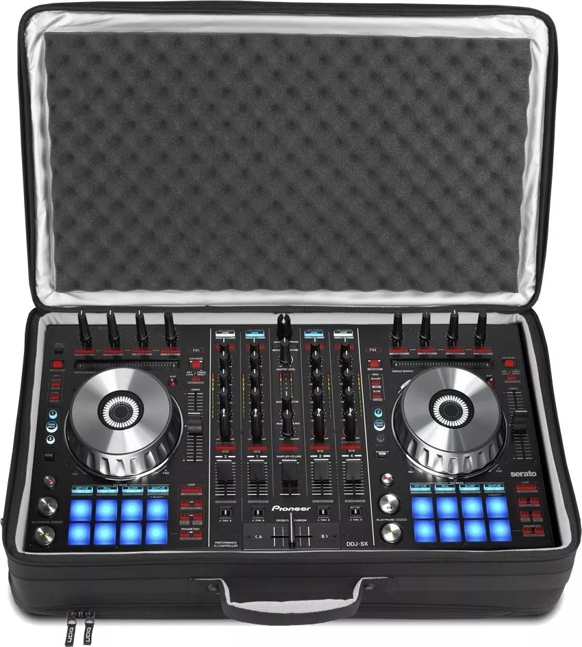 UDG Urbanite MIDI Controller FlightBag Large U7002BL UDG Urbanite MIDI Controller FlightBag Large U7002BL