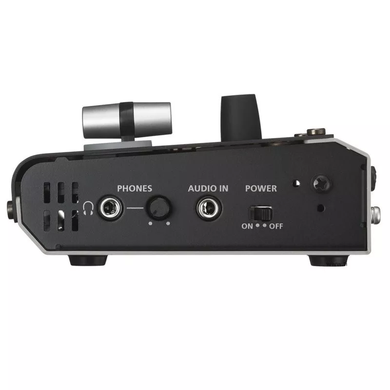 Roland Roland V-02HD