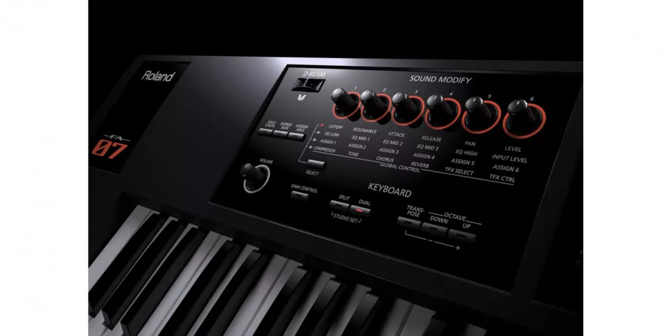 Roland FA07