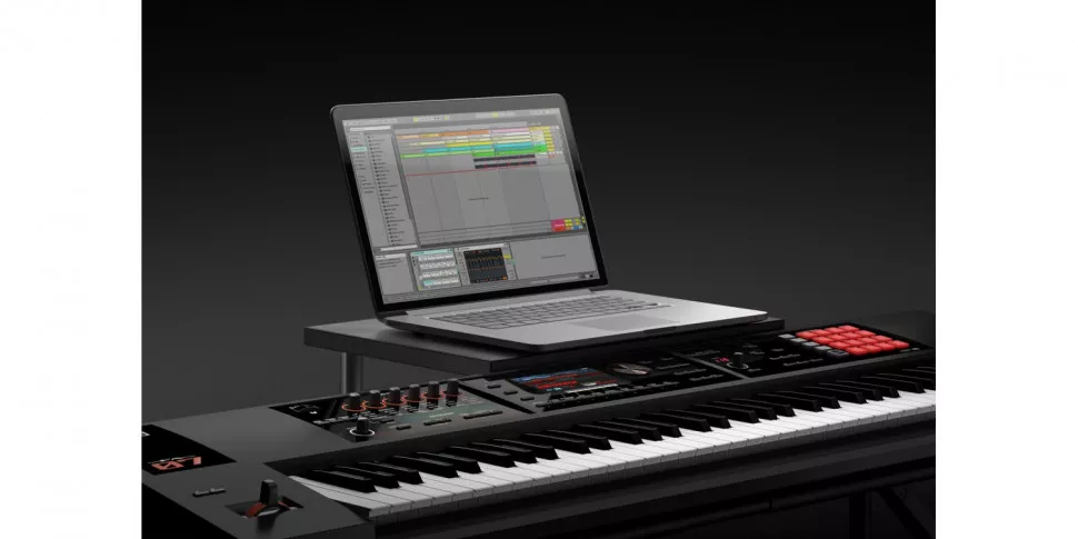 Roland FA07
