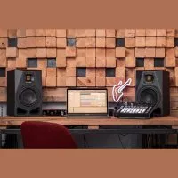 Adam A7V