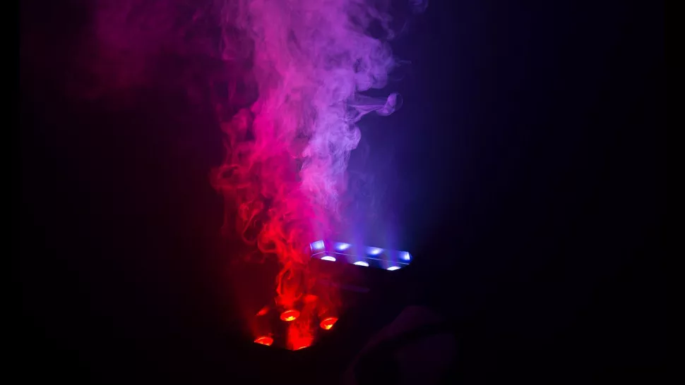 Chauvet Geyser P7