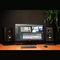 Adam T5V