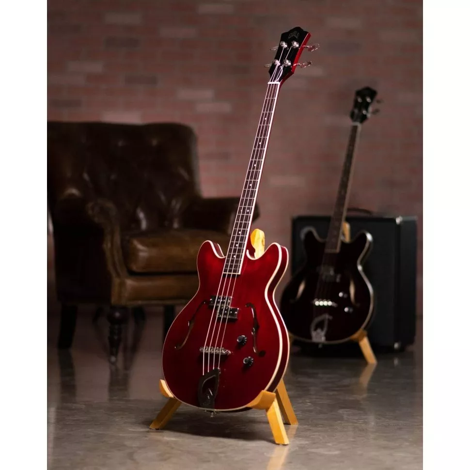 Guild Starfire I Bass (Cherry Red)