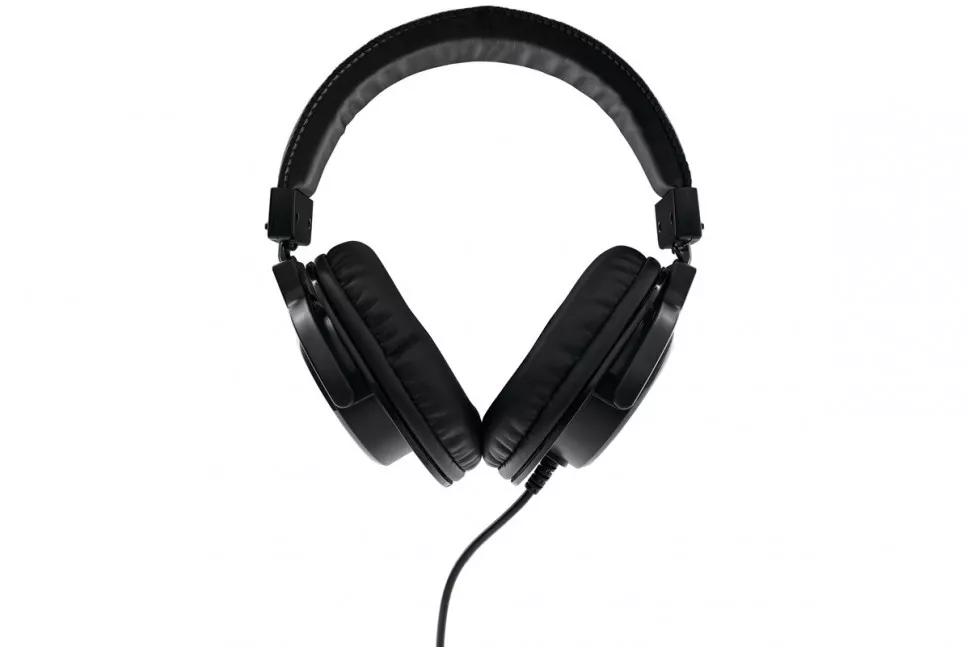 Mackie MC-100