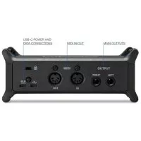 Zoom UAC-232