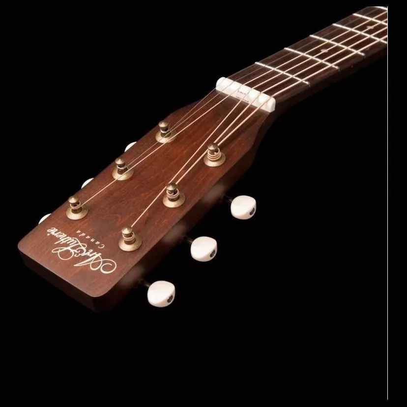 Art & Lutherie Americana Bourbon Burst