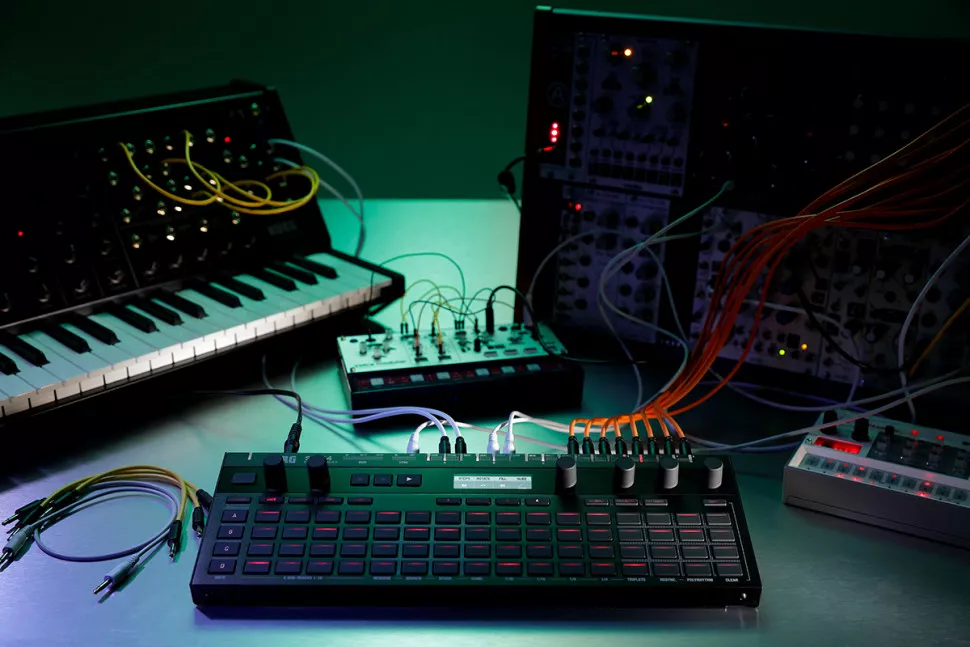 Korg SQ-64 Korg SQ-64