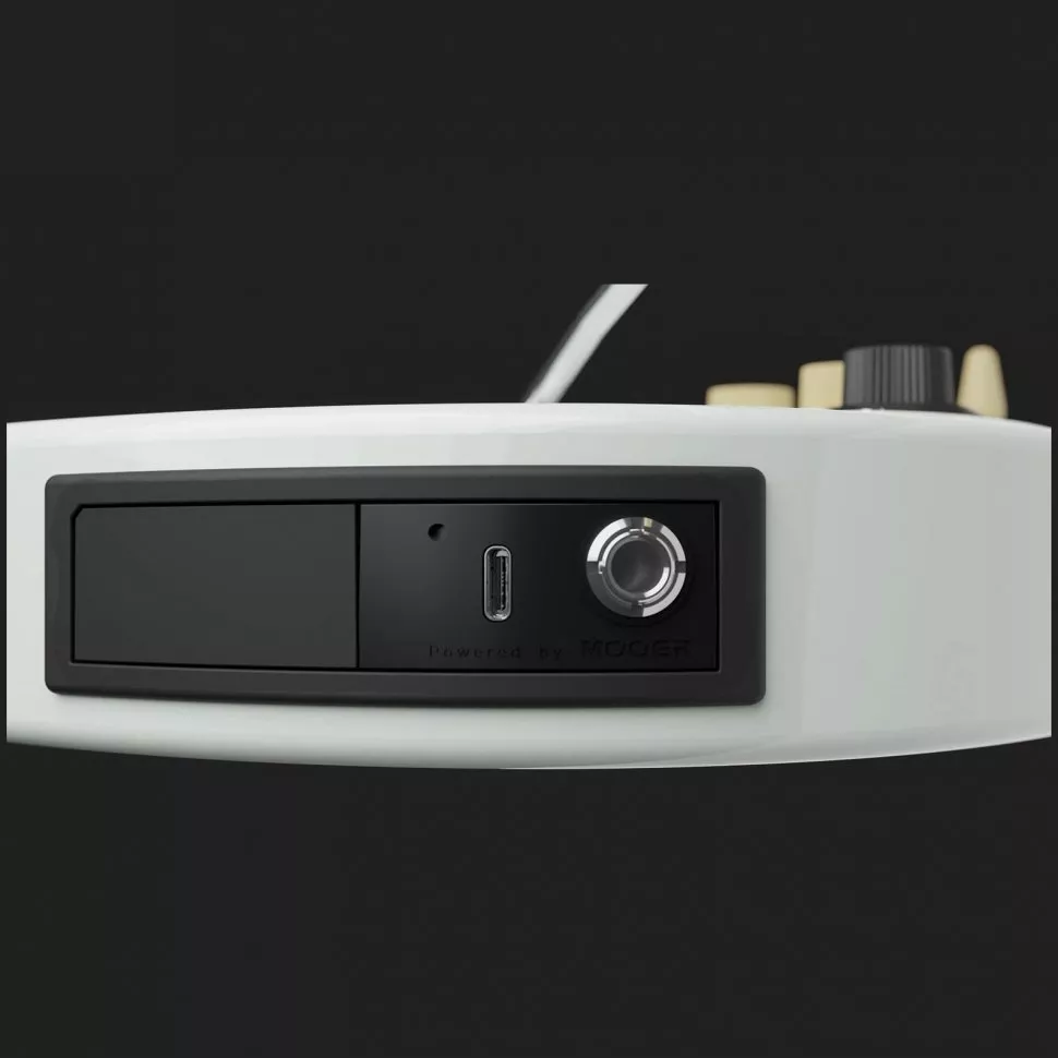 Mooer GTRS Standard 801 (White)