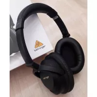 Behringer HC2000B