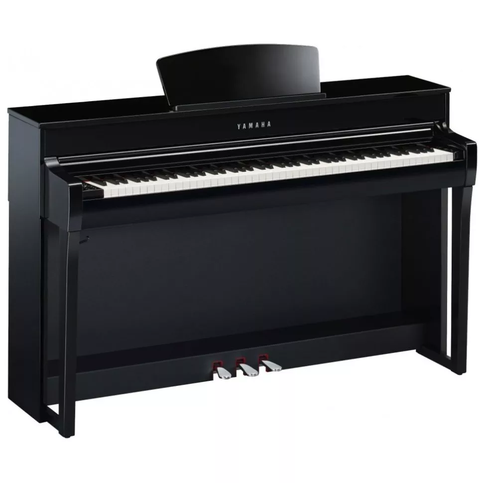 Yamaha CLP-735 PE
