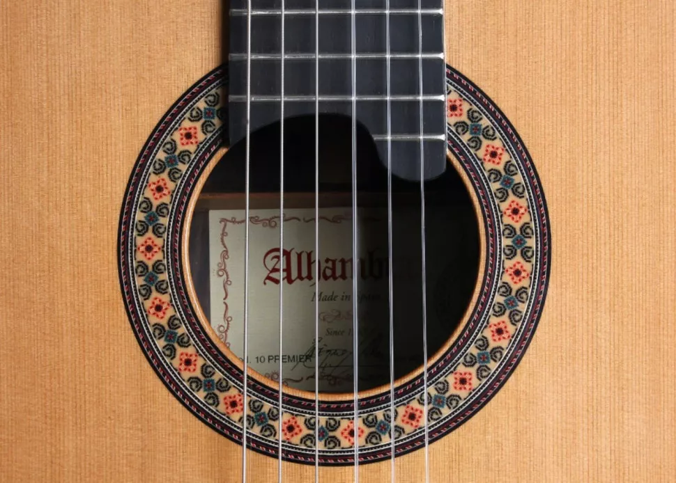 Alhambra 10 Premier CASE
