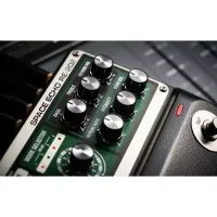 BOSS RE-2