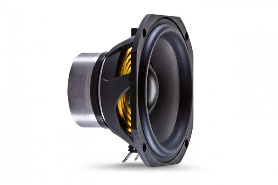 JBL 705P