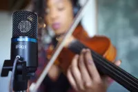 IK Multimedia IRIG MIC STUDIO Black
