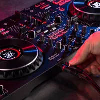 Numark MIXTRACKPLATINUMFX