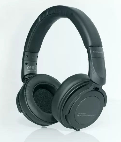Beyerdynamic DT 240 PRO