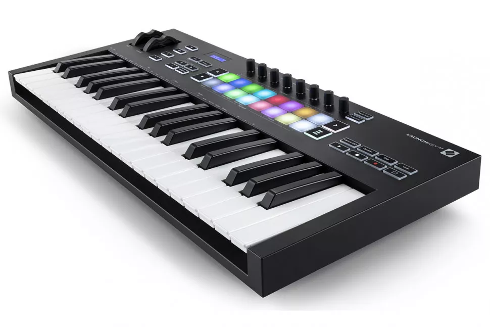 Novation Launchkey 37 MK3