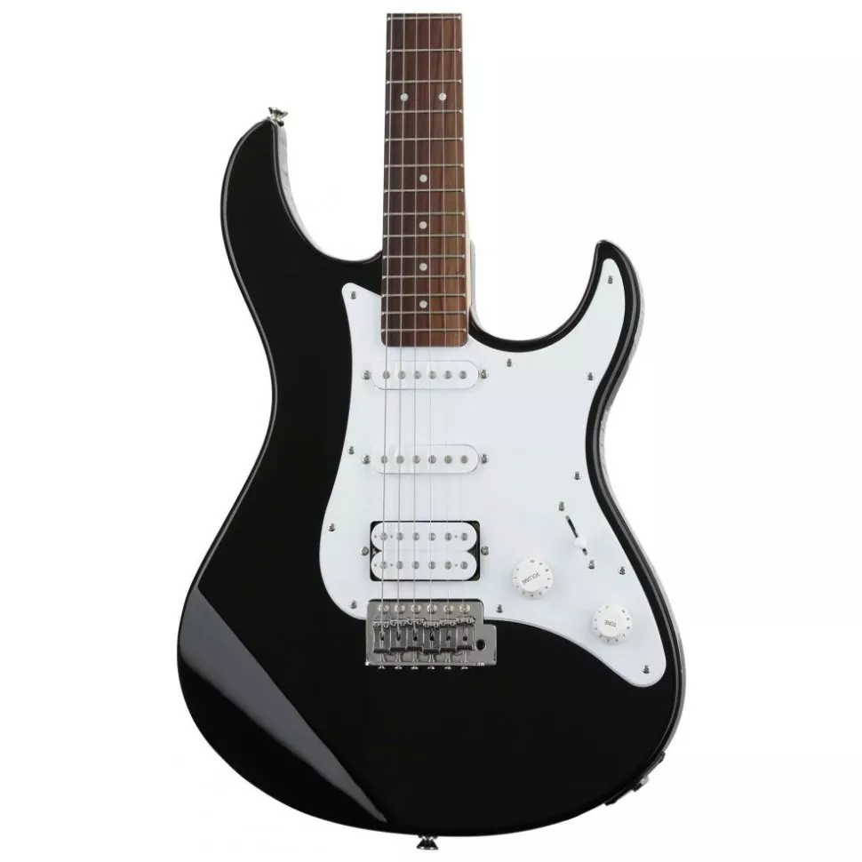 Yamaha PACIFICA 012 (Black)