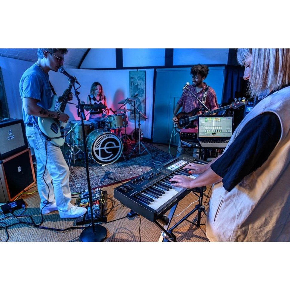 Novation Launchkey 49 MK4