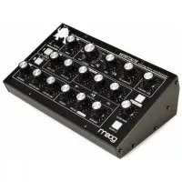 Moog Minitaur