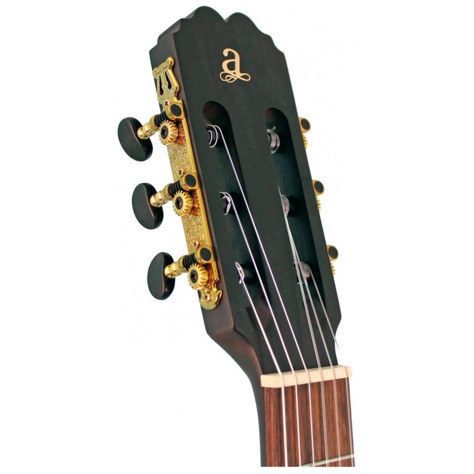 Admira Luna Admira Luna