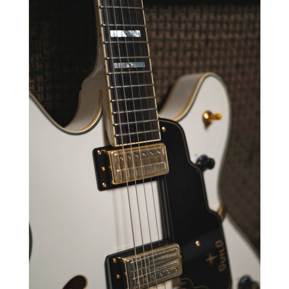 Guild Starfire VI (Snowcrest White)